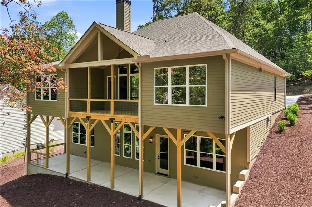 121 Bear Drive Waleska, GA 30183