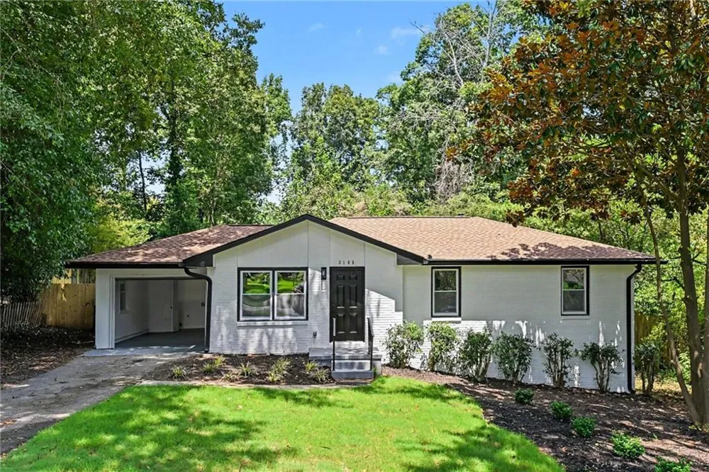 3166 Lindmoor Drive Decatur, GA 30033