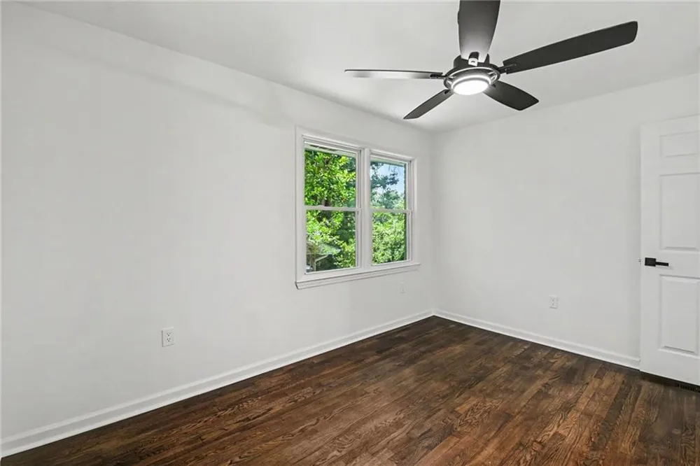 3166 Lindmoor Drive Decatur, GA 30033