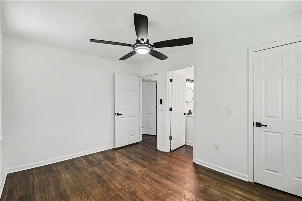 3166 Lindmoor Drive Decatur, GA 30033