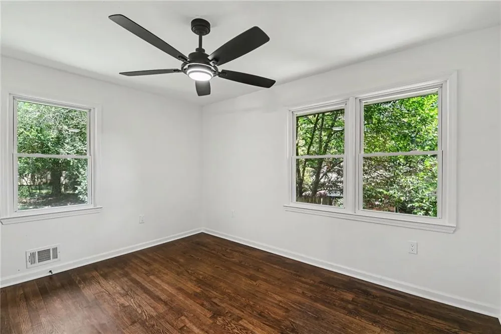 3166 Lindmoor Drive Decatur, GA 30033