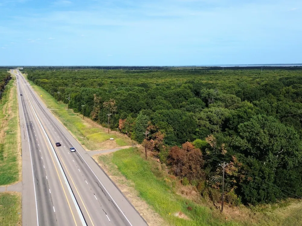 6869 Hwy 24 Klondike, TX 75448