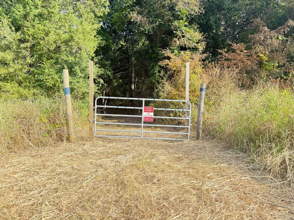6869 Hwy 24 Klondike, TX 75448