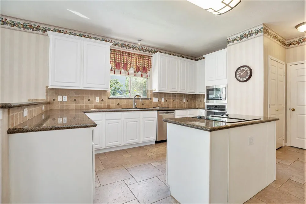 1311 Shady Grove Court Seabrook, TX 77586