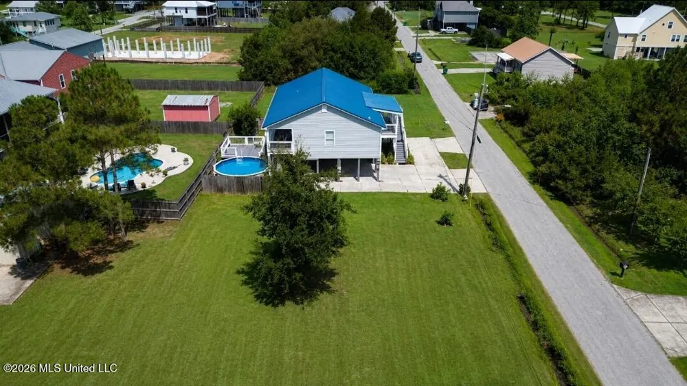 205 Pine Ridge Drive Waveland, MS 39576