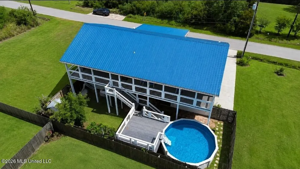 205 Pine Ridge Drive Waveland, MS 39576