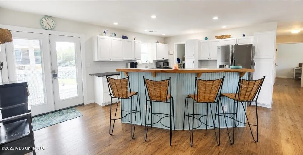 205 Pine Ridge Drive Waveland, MS 39576