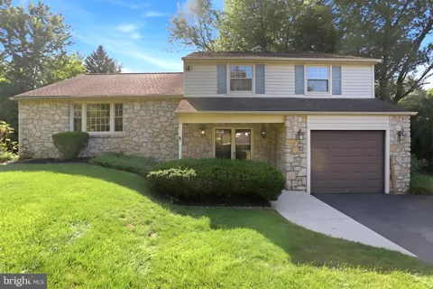 17 SASSAFRAS DRIVE