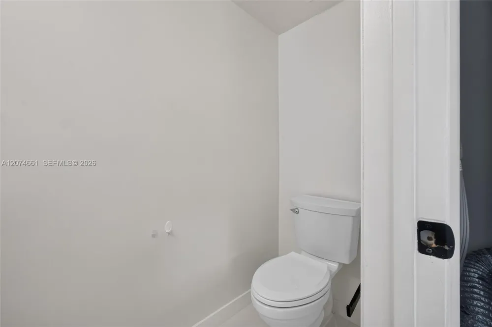 15811 SW 91st Ct #B Palmetto Bay, FL 33157