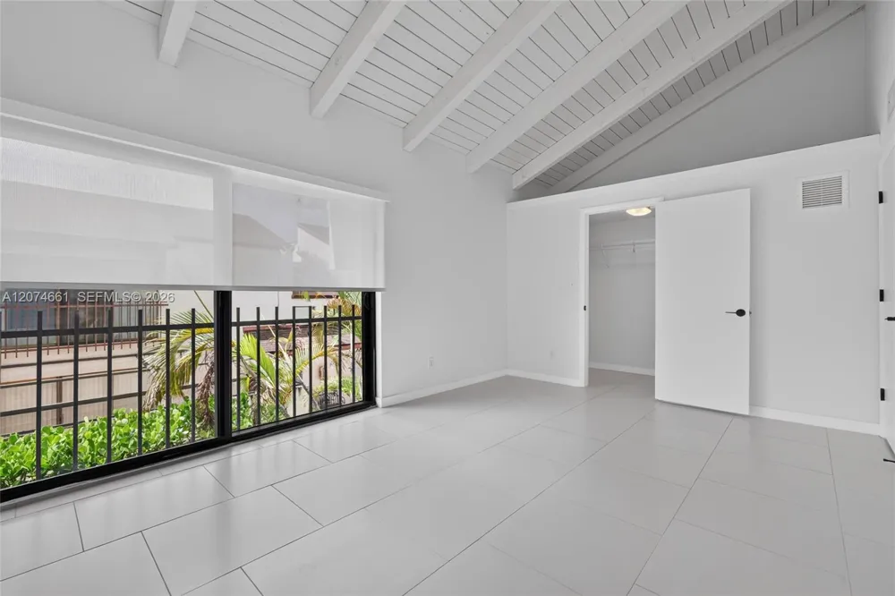 15811 SW 91st Ct #B Palmetto Bay, FL 33157