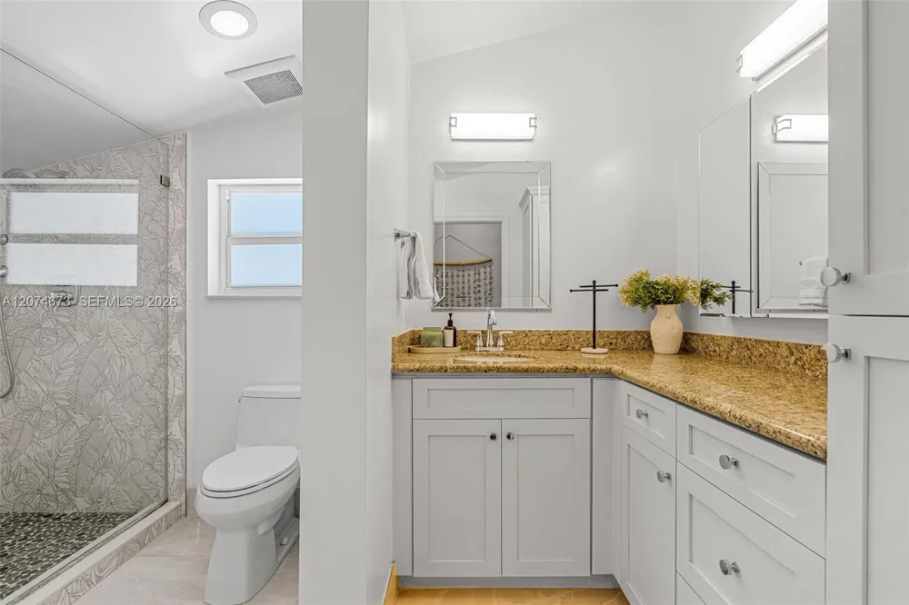 3317 NE 16th Ct Fort Lauderdale, FL 33305