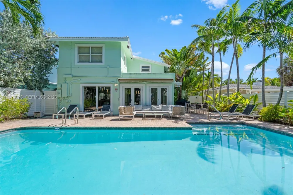 3317 NE 16th Ct Fort Lauderdale, FL 33305