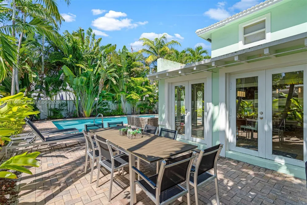 3317 NE 16th Ct Fort Lauderdale, FL 33305