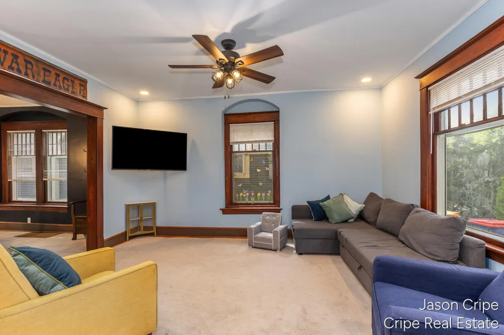 706 Lafayette Avenue SE Grand Rapids, MI 49503