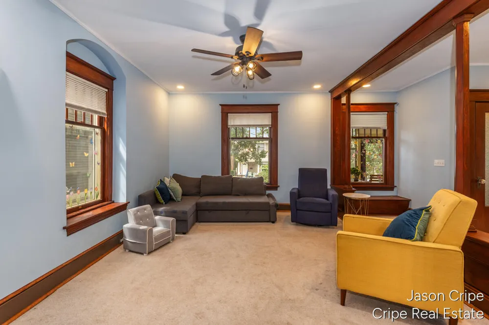 706 Lafayette Avenue SE Grand Rapids, MI 49503