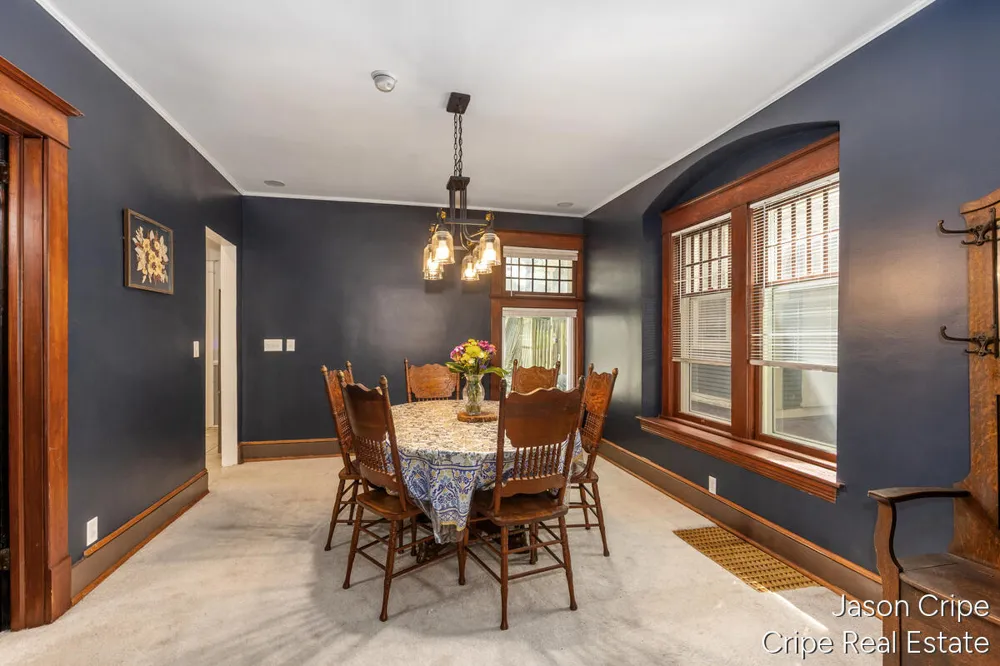706 Lafayette Avenue SE Grand Rapids, MI 49503