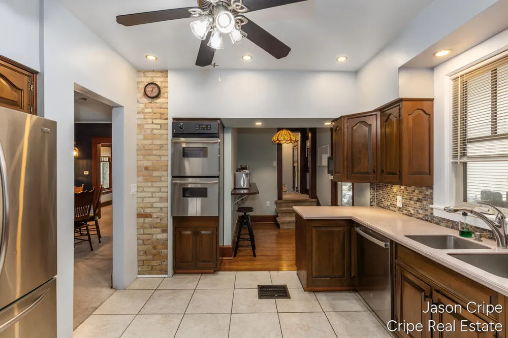 706 Lafayette Avenue SE Grand Rapids, MI 49503