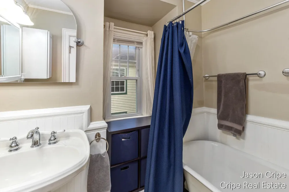 706 Lafayette Avenue SE Grand Rapids, MI 49503