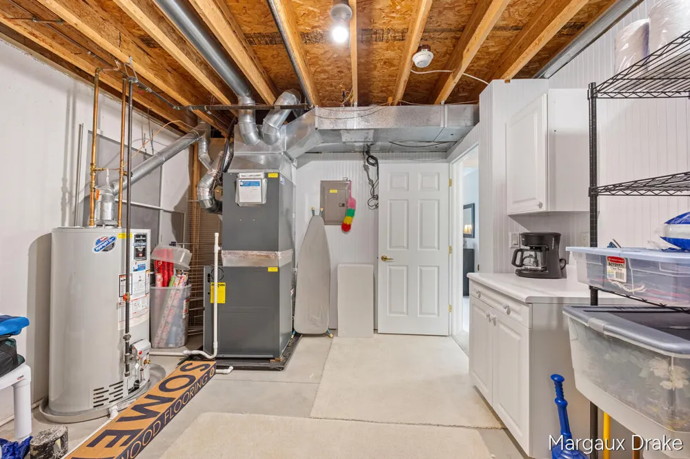 1918 Dunlin Court NE Grand Rapids, MI 49505