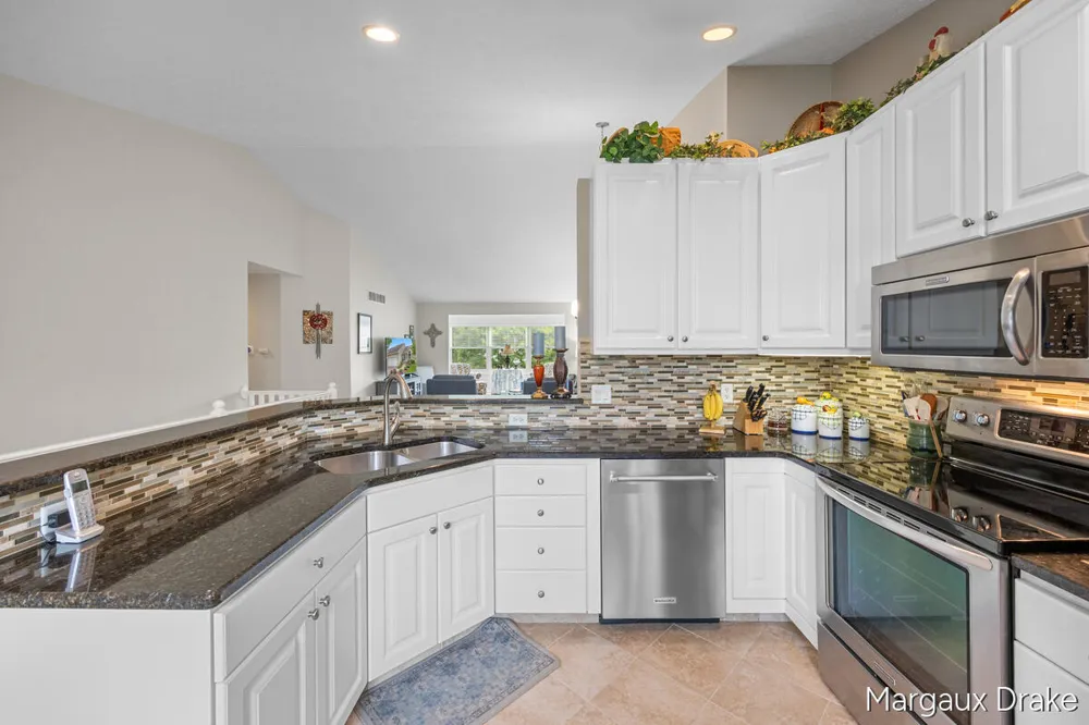 1918 Dunlin Court NE Grand Rapids, MI 49505