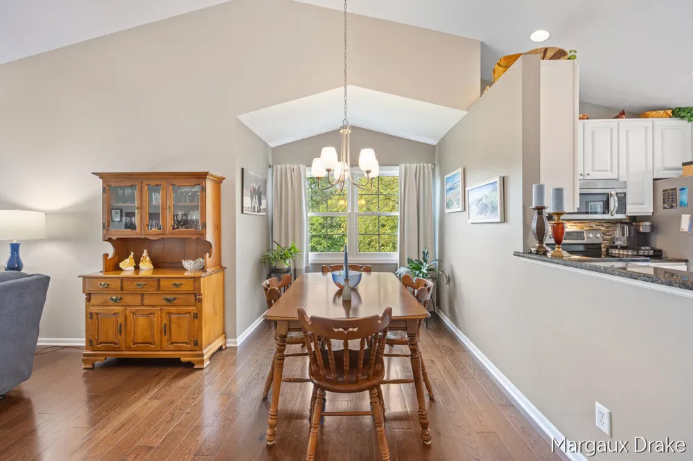1918 Dunlin Court NE Grand Rapids, MI 49505