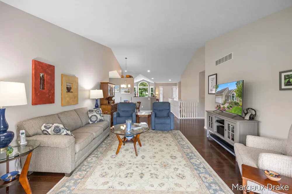 1918 Dunlin Court NE Grand Rapids, MI 49505