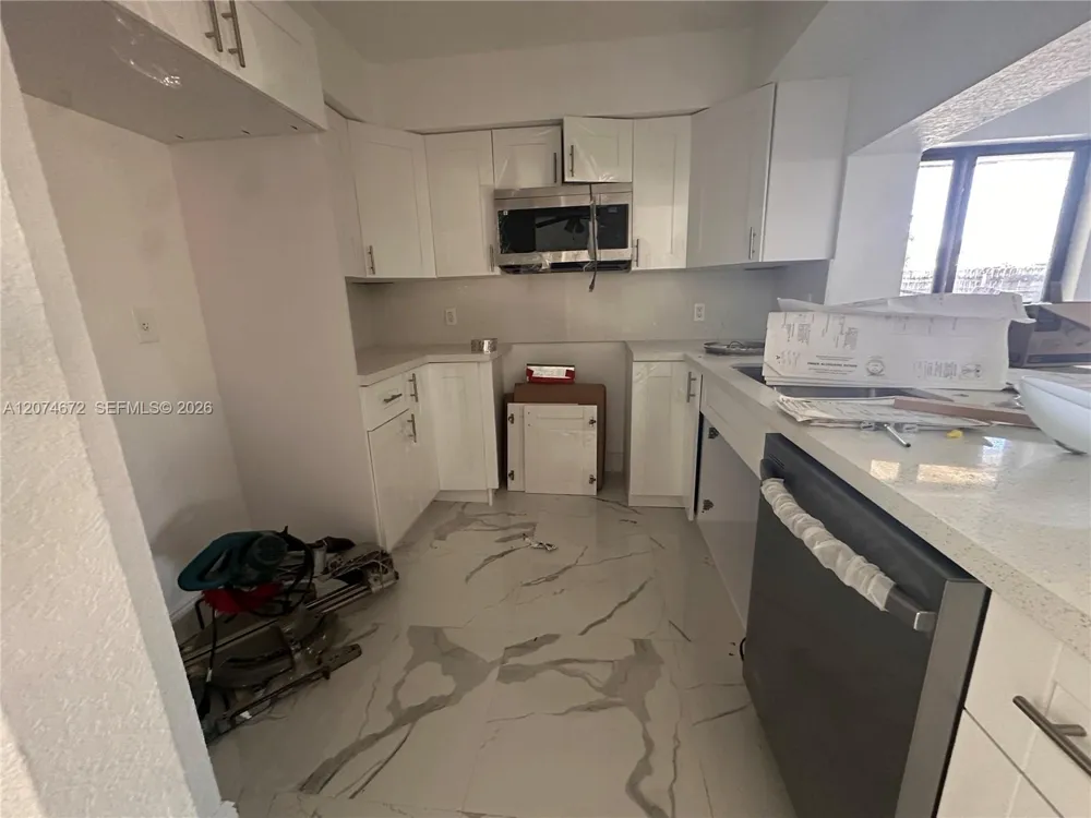 631 NW 37th Ave Lauderhill, FL 33311