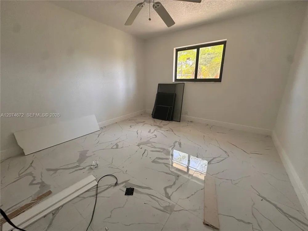 631 NW 37th Ave Lauderhill, FL 33311