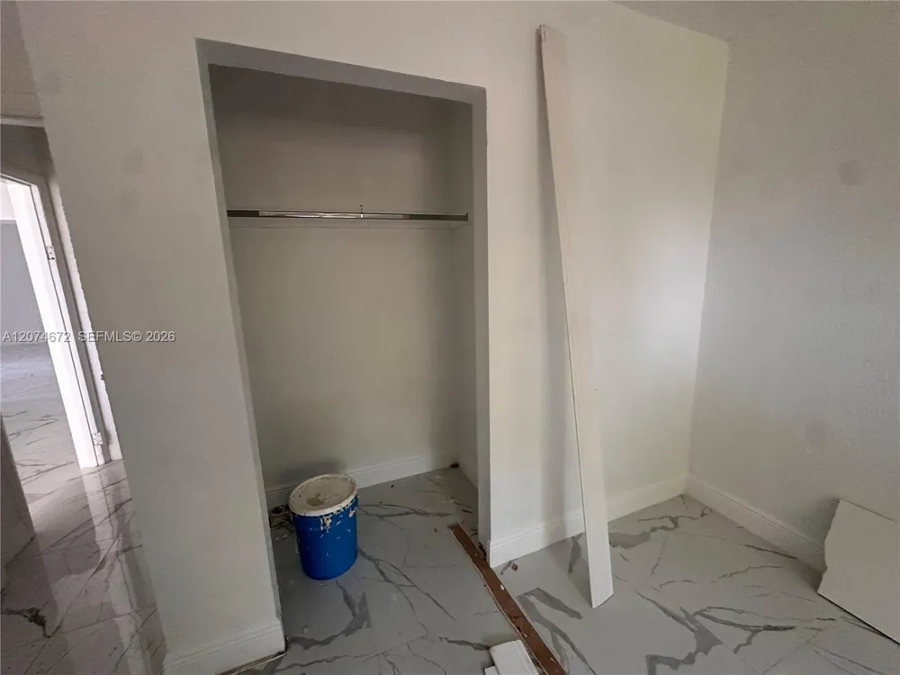 631 NW 37th Ave Lauderhill, FL 33311