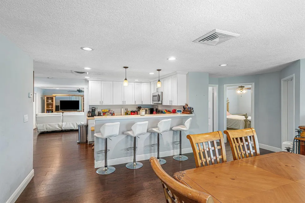 5134 CANAL ROAD West Palm Beach, FL 33415