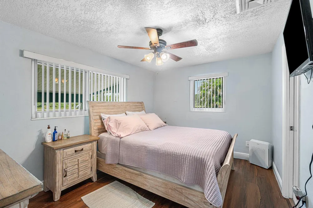 5134 CANAL ROAD West Palm Beach, FL 33415