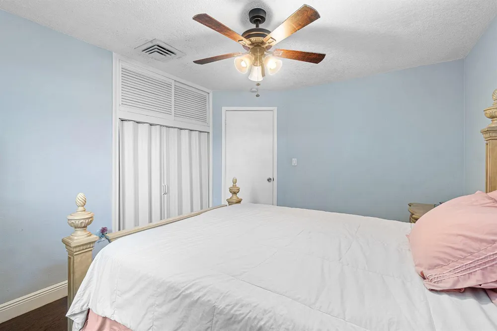 5134 CANAL ROAD West Palm Beach, FL 33415