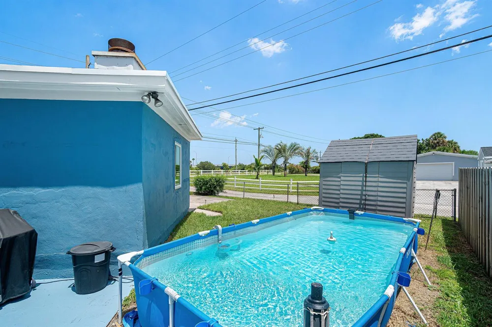 5134 CANAL ROAD West Palm Beach, FL 33415