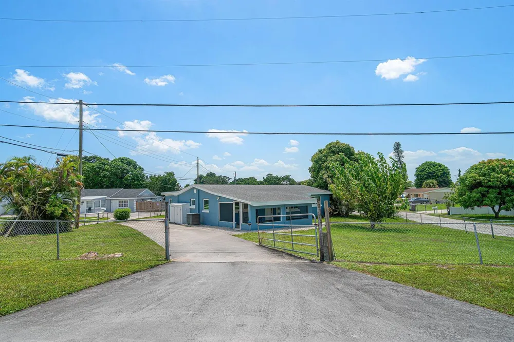 5134 CANAL ROAD West Palm Beach, FL 33415