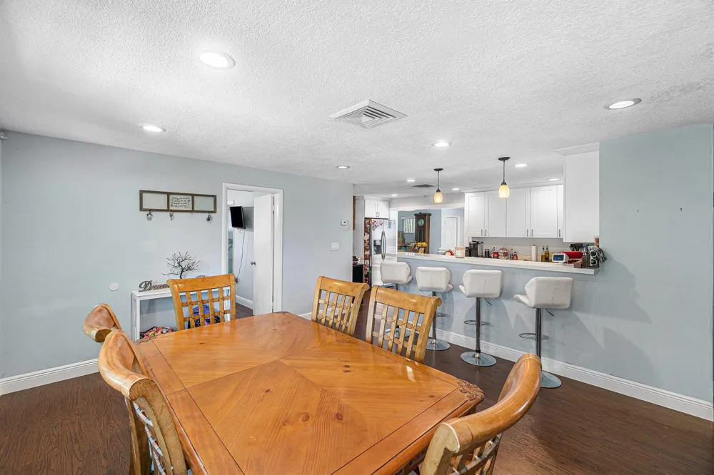 5134 CANAL ROAD West Palm Beach, FL 33415