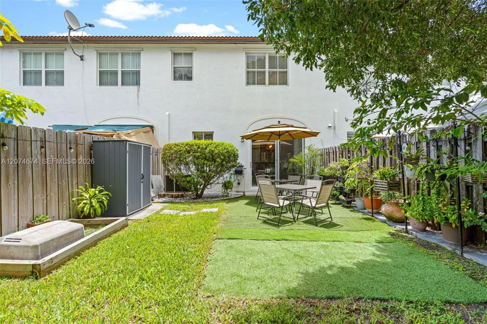 1034 NE 30th Ave Homestead, FL 33033