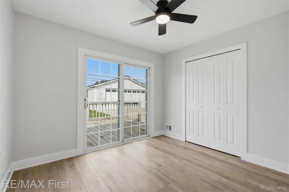 28005 Gladstone Street St Clair Shores City, MI 48081