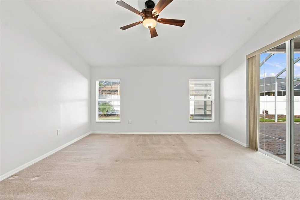 10260 SHADOW BRANCH DRIVE Tampa, FL 33647