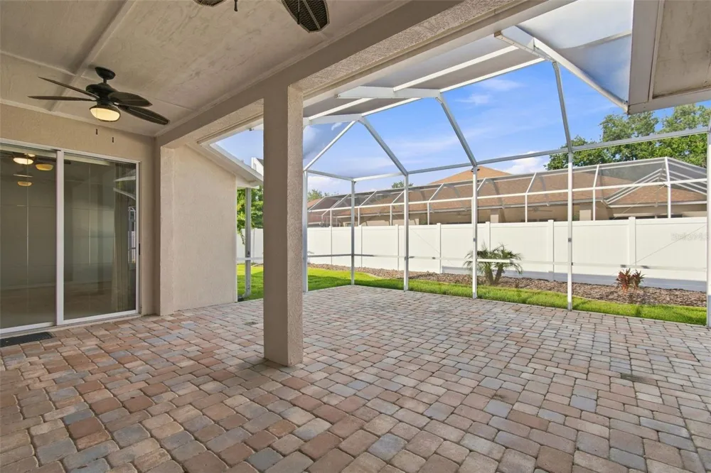 10260 SHADOW BRANCH DRIVE Tampa, FL 33647