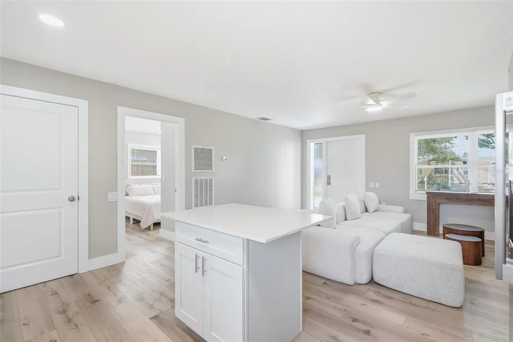 5512 96TH AVENUE Pinellas Park, FL 33782