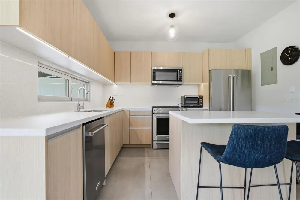 Cll 11 URB. BELMONT #32 Guaynabo, PR 00969