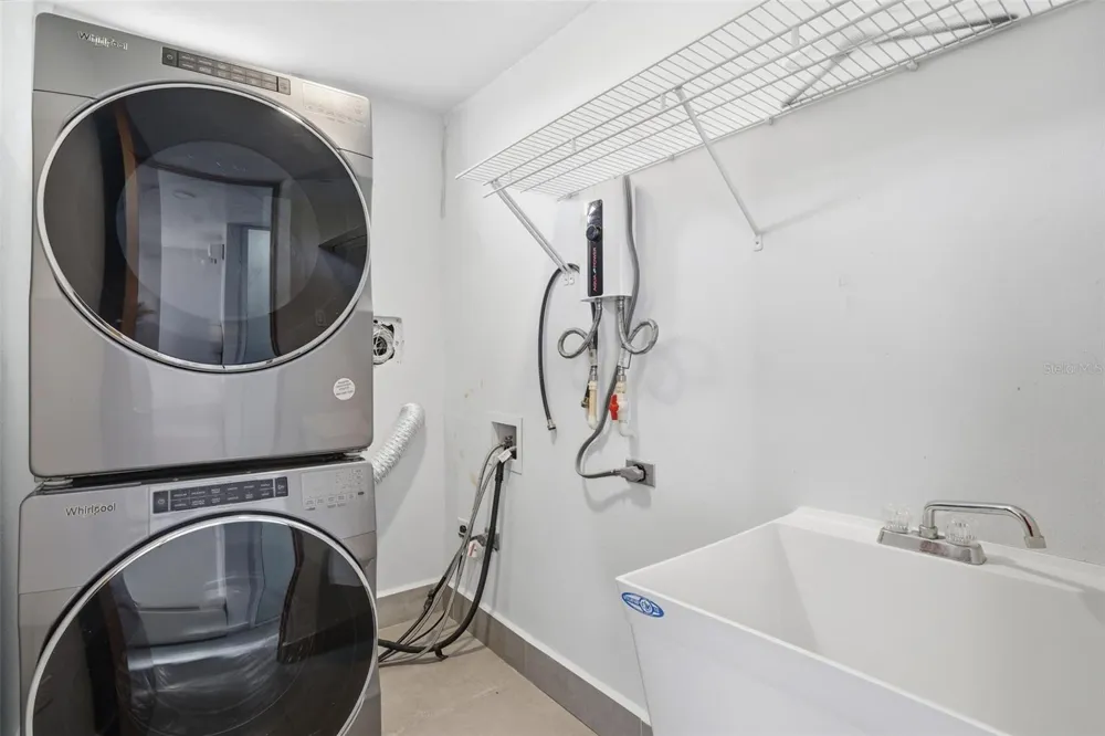 Cll 11 URB. BELMONT #32 Guaynabo, PR 00969