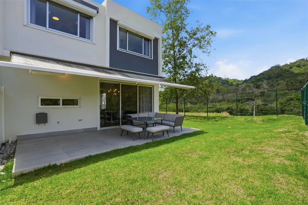 Cll 11 URB. BELMONT #32 Guaynabo, PR 00969
