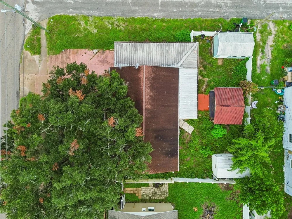 38621 NORTH AVENUE Zephyrhills, FL 33542