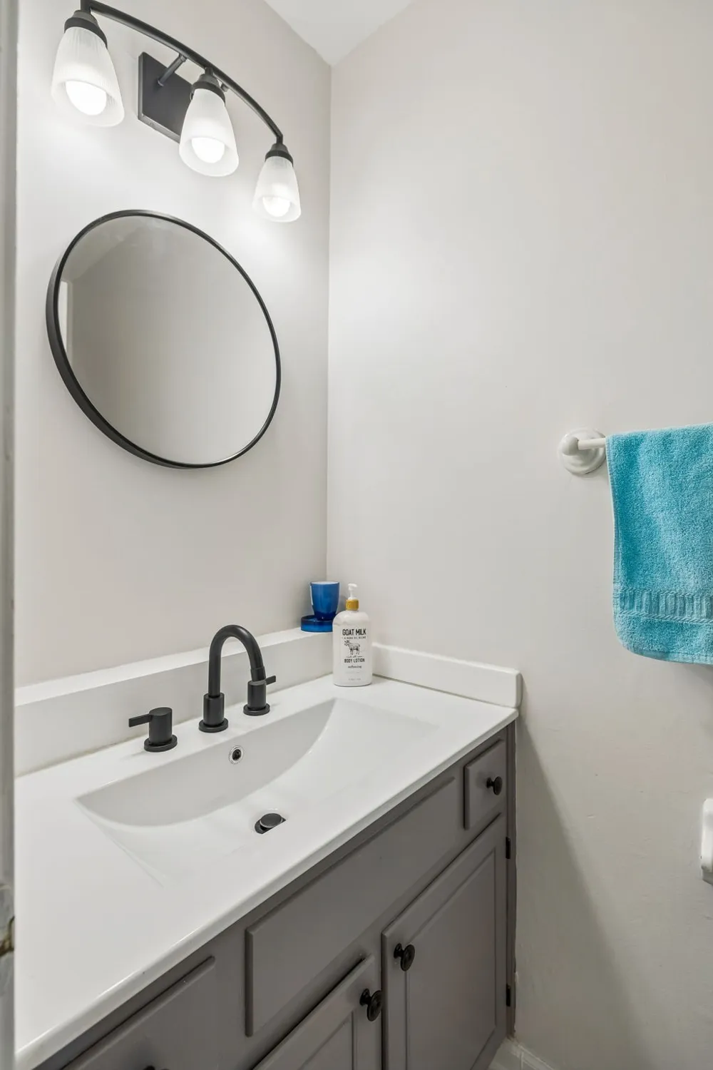 3555 Gondola Dr Antioch, TN 37013