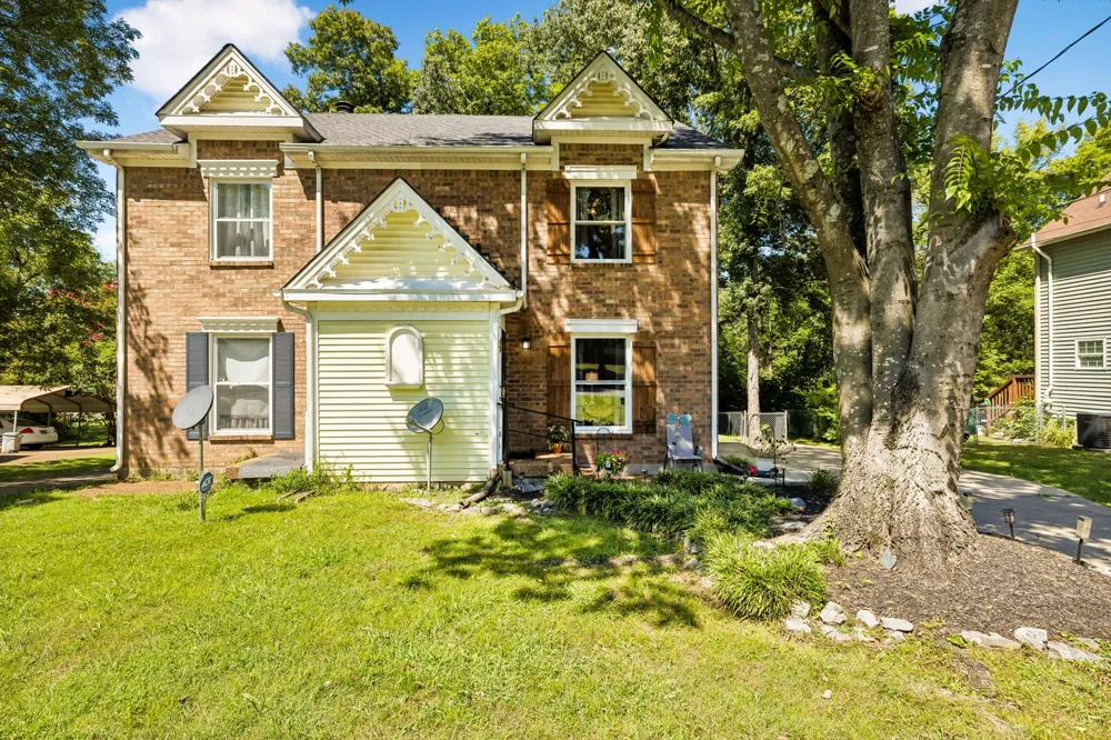 3555 Gondola Dr Antioch, TN 37013