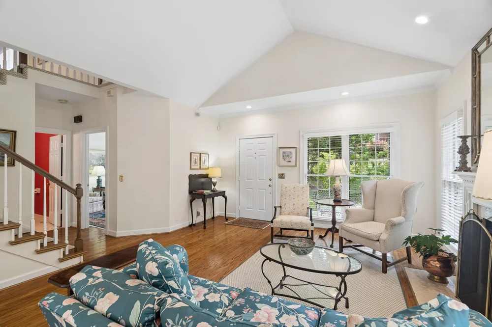 1922 Randolph Pl Nashville, TN 37215