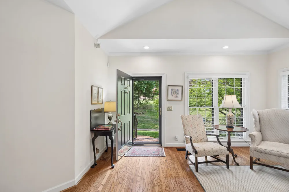 1922 Randolph Pl Nashville, TN 37215