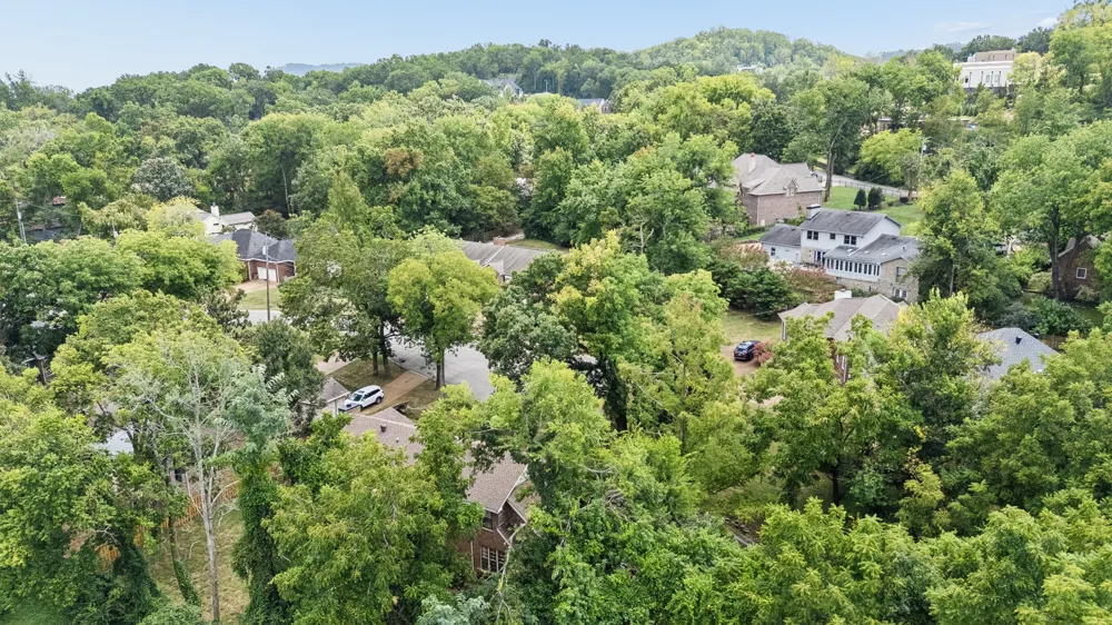 1922 Randolph Pl Nashville, TN 37215