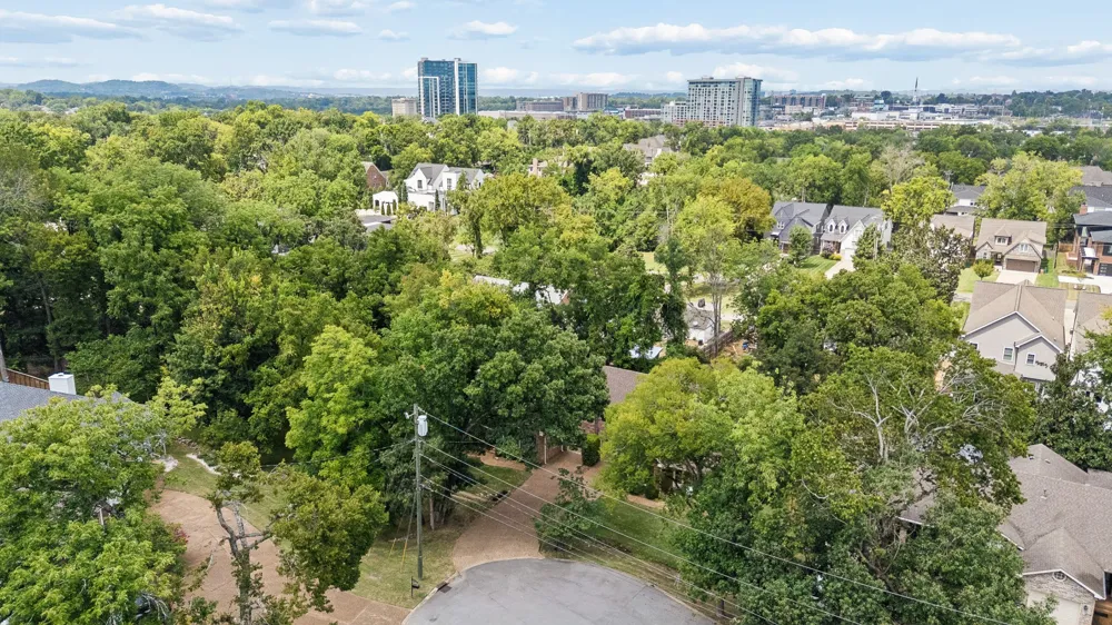 1922 Randolph Pl Nashville, TN 37215